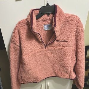 Champion cropped half zip💖